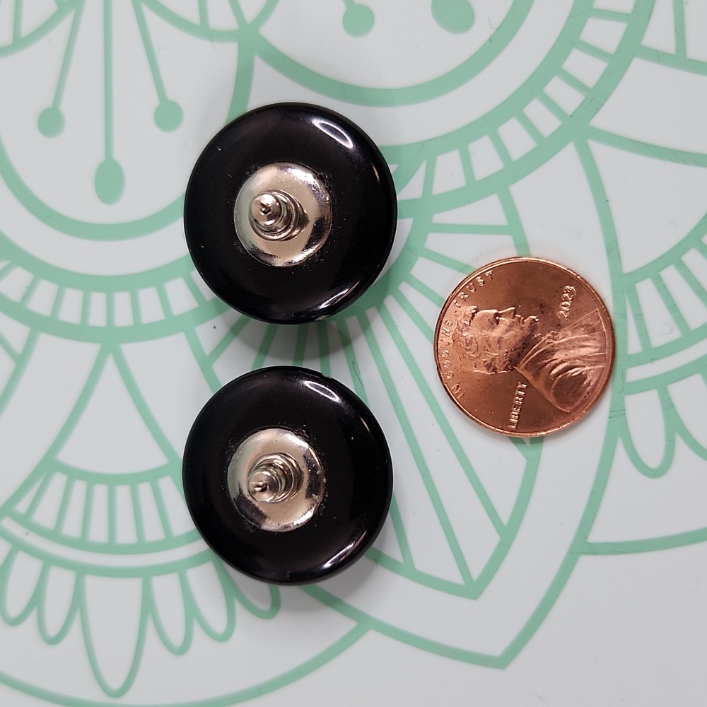5/$20 Bundle deal - Pierced Earrings - Picture 3 of 4